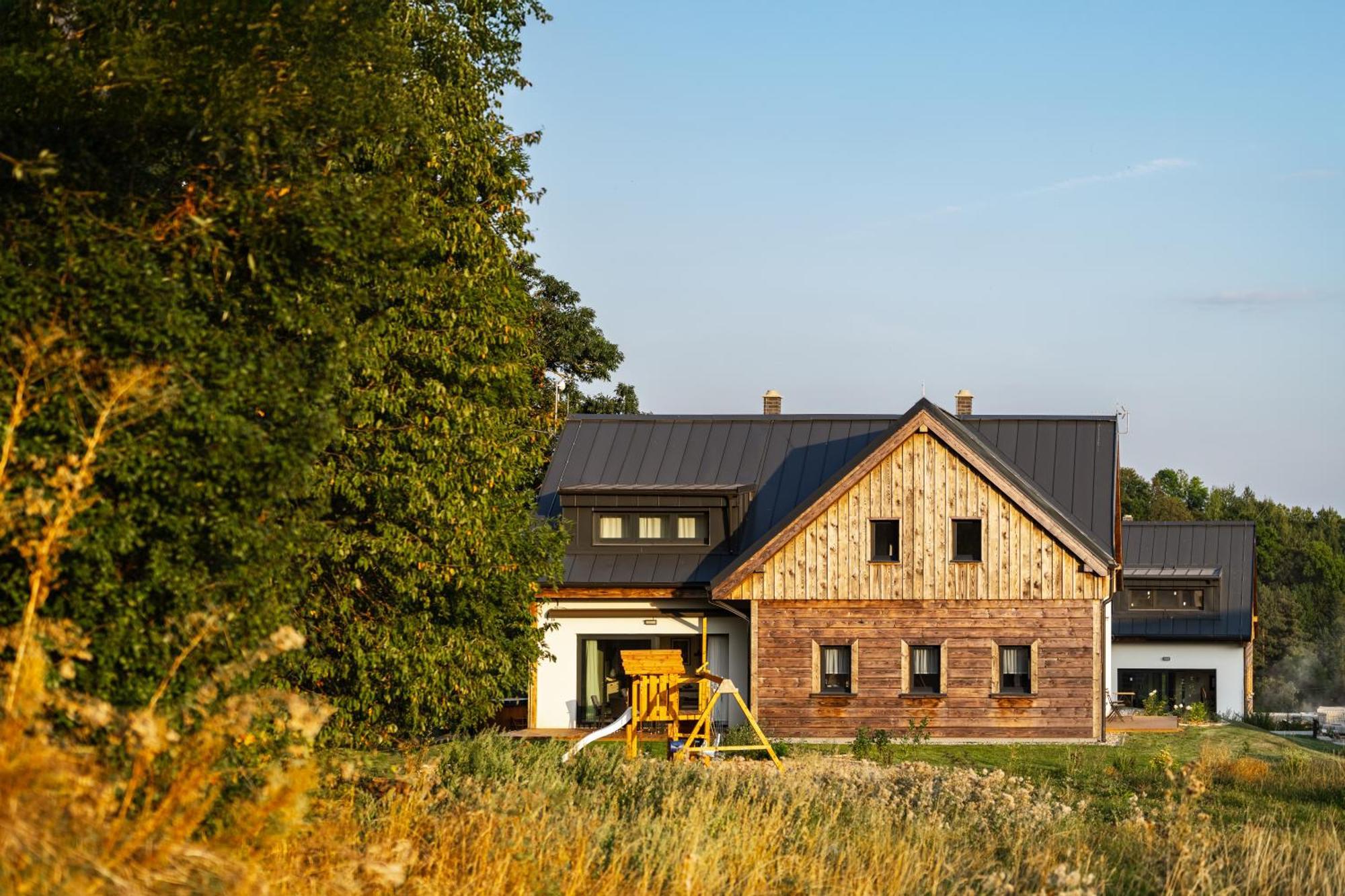 Roubenka "Tam Kde Lisky Davaji Dobrou Noc" Villa Černý Dŭl Exterior photo